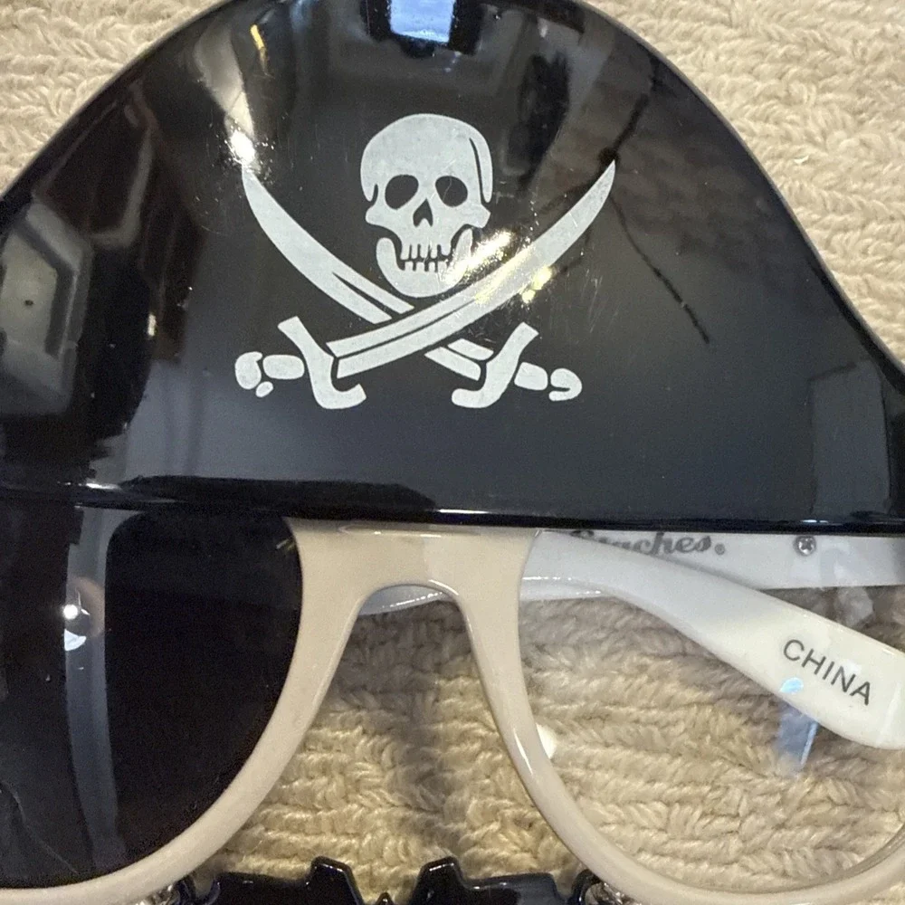 Sun Staches Unisex Pirate with Mustache One Eye & Hat Sunglasses - Halloween